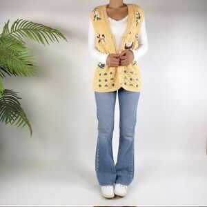 Charter Club Gold Hand Bobble Knit 3D Floral V Neck Vest Size Medium Cottage